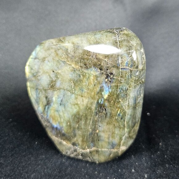Labradorite - Picture 2 of 7